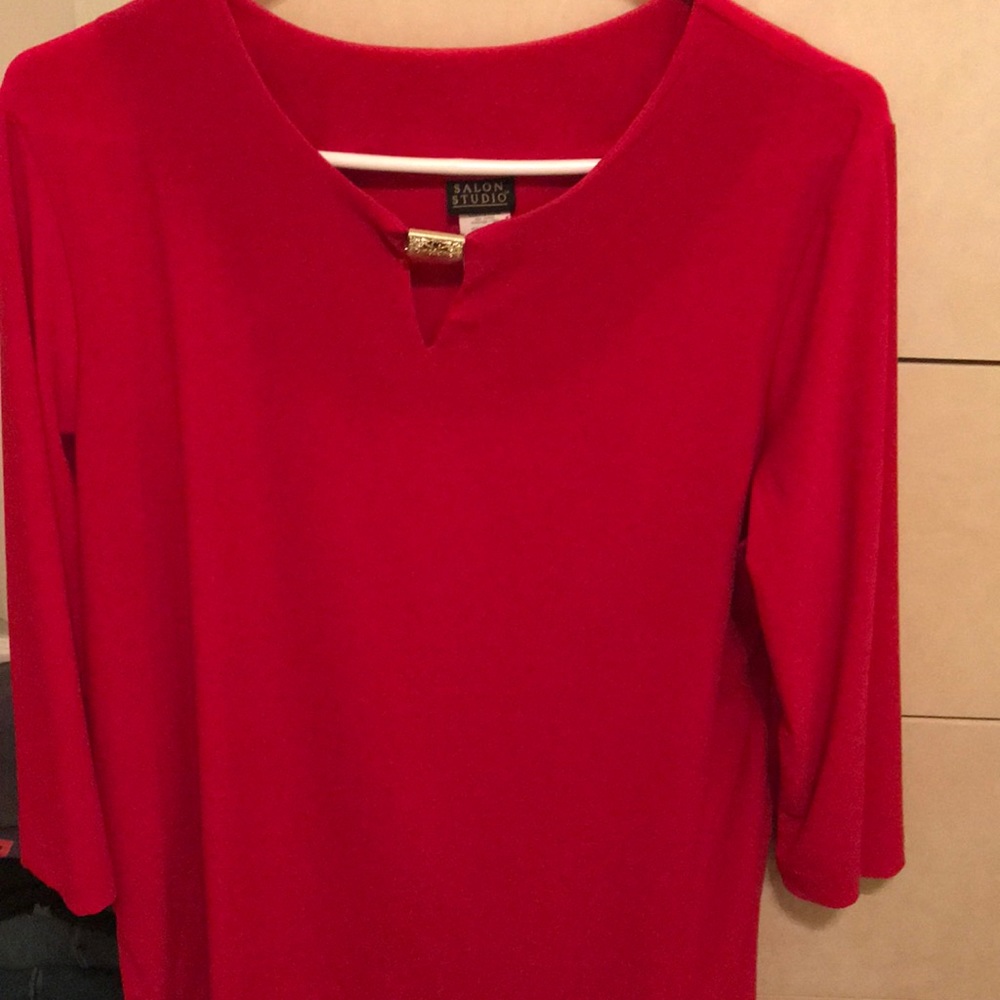 Pullover top